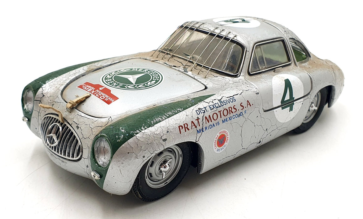CMC 1/18 Scale Diecast 23426J - Mercedes-Benz 300SL Carrera Panamericana #4