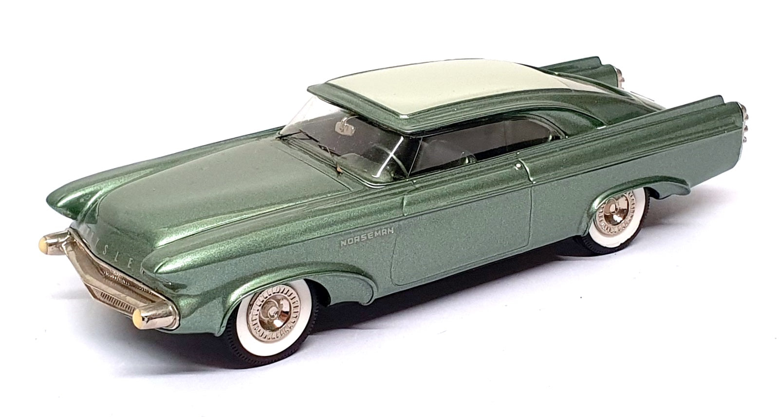 The Great American Dream Machine 1/43 Scale #11 - 1956 Chrysler Norseman Showcar