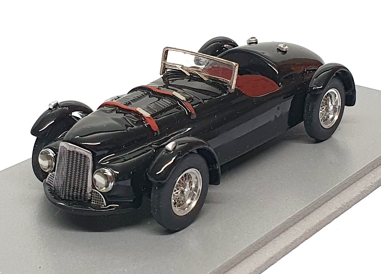 Unknown Brand Or Make ? UNB01B - 1/43 Scale Built Resin Model Car Kit - Black