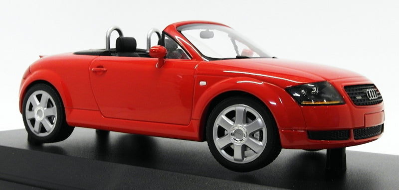 Minichamps 1/18 Scale Diecast 155 017032 - 1999 Audi TT Roadster - Red
