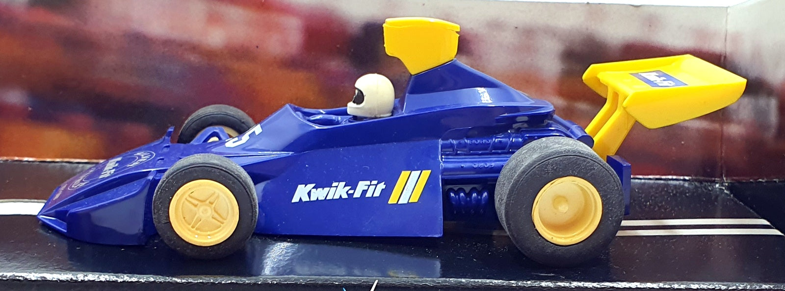Scalextric 1/32 Scale Slotcar C782 - FX Team "Kwik Fit" #25 25th Anniversary