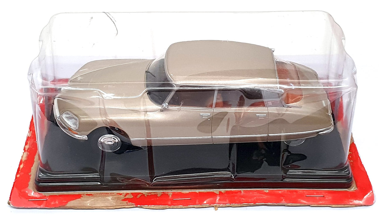 Altaya 1/24 Scale APA124 - 1973 Citroen DS23 Pallas - Met. Lt. Beige
