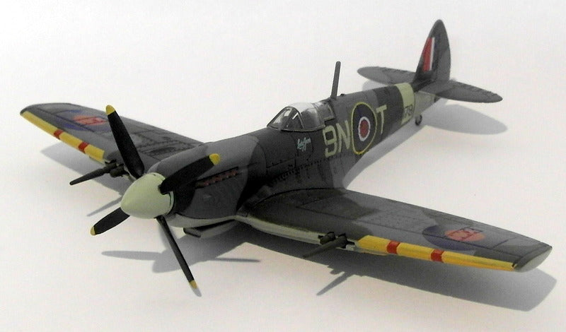 Oxford 1/72 Scale - AC016 Supermarine Spitfire MkIXe P.Hillwood 127 Sqn. 1944