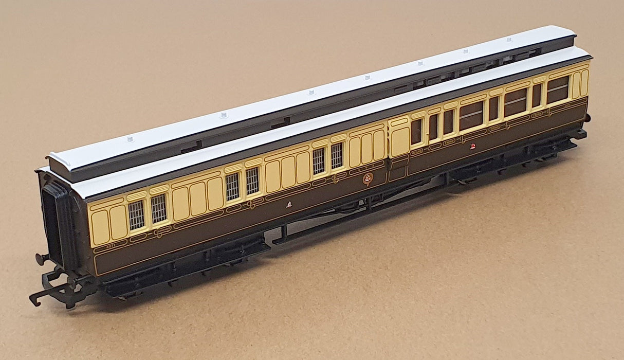 Hornby OO Gauge (1/76) R 4120C - GWR Clerestory Brake Coach 3371