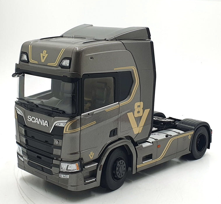 Ixo 1/18 Scale PCL30223 - Scania R500 Truck - Met. Grey