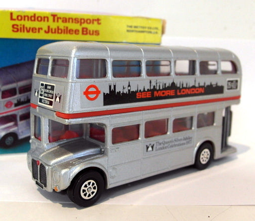 Corgi 12cm Long Diecast 471 - AEC Routemaster Bus Queens Silver Jubilee 1977