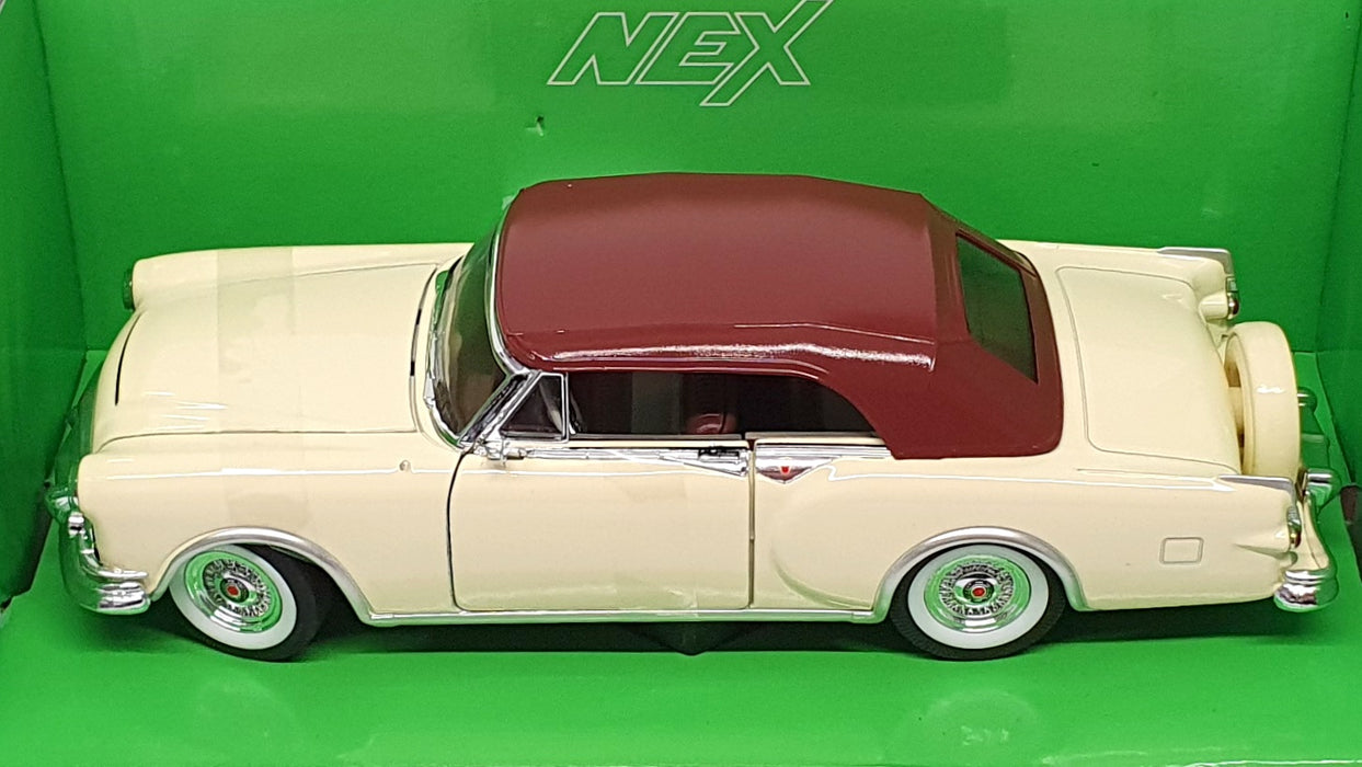 Welly NEX 1/24 Scale Diecast 24016H-W - 1953 Packard Caribbean - Cream/Brown