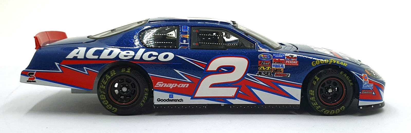 Action 1/24 Scale 103737- 2003 Chevrolet Monte Carlo #2 Nascar - Hornaday