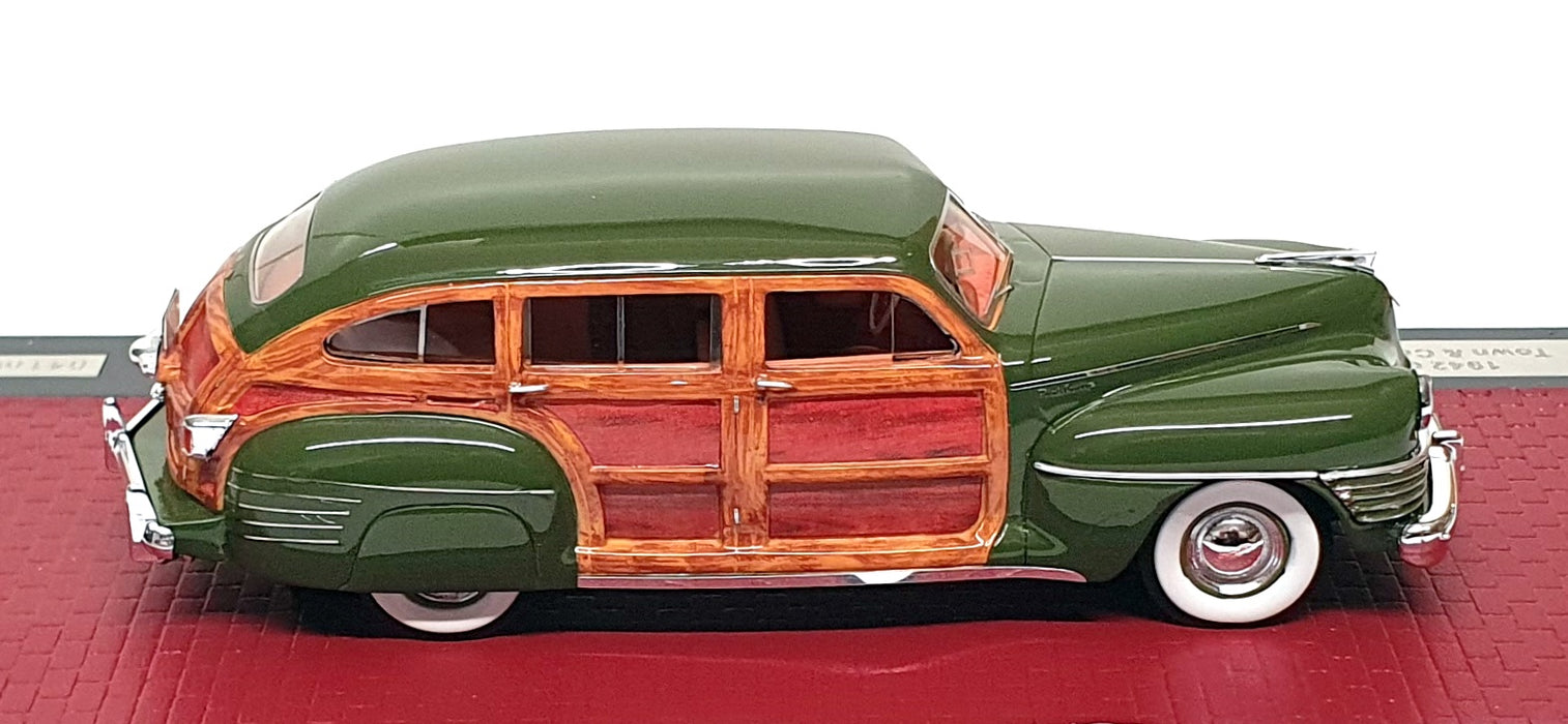 Matrix 1/43 Scale MX20303-073 - 1942 Chrysler Town & Country - Green