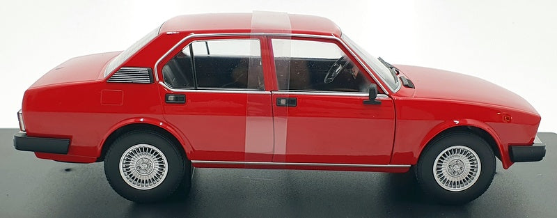 Mitica 1/18 Scale 200012-D - Alfa Romeo Alfetta Berlina 2000L 1978 - Red