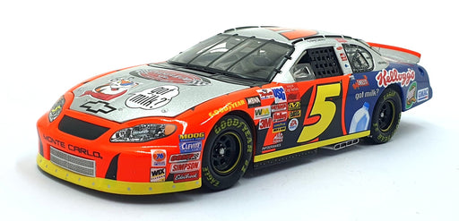 Action 1/24 Scale Diecast 106867 '04 Chevrolet Monte Carlo #31 Cingular Wireless