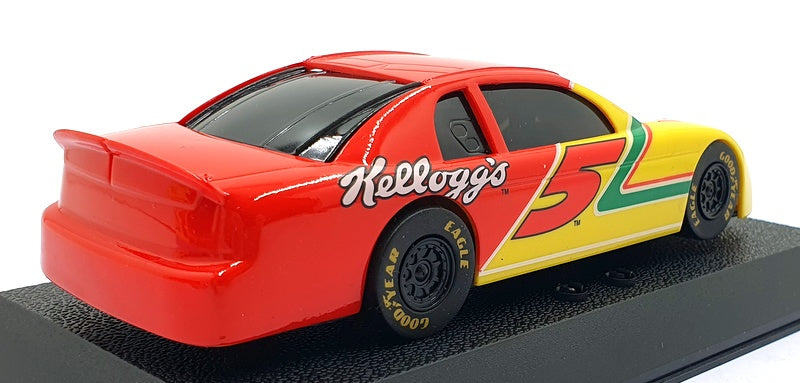 Scalextric 1/32 Scale Slot Car C2023 - Chevrolet Monte Carlo #5 Kelloggs