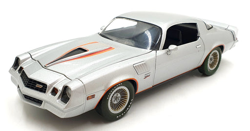 Greenlight 1/18 Scale Diecast 12900 - 1979 Chevrolet Camaro Z28 - Silver