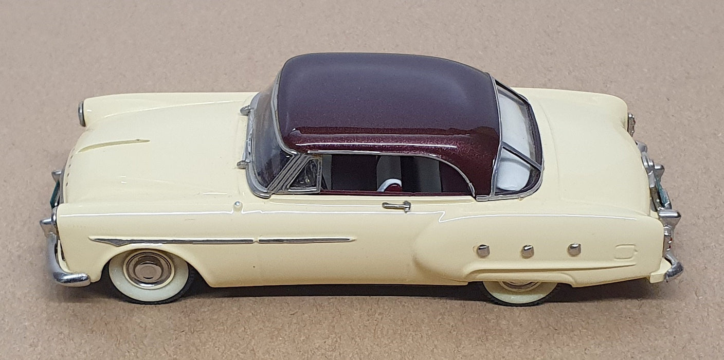 Madison Models 1/43 Scale Nr. 10 - 1951 Packard 250 Mayfair Hardtop