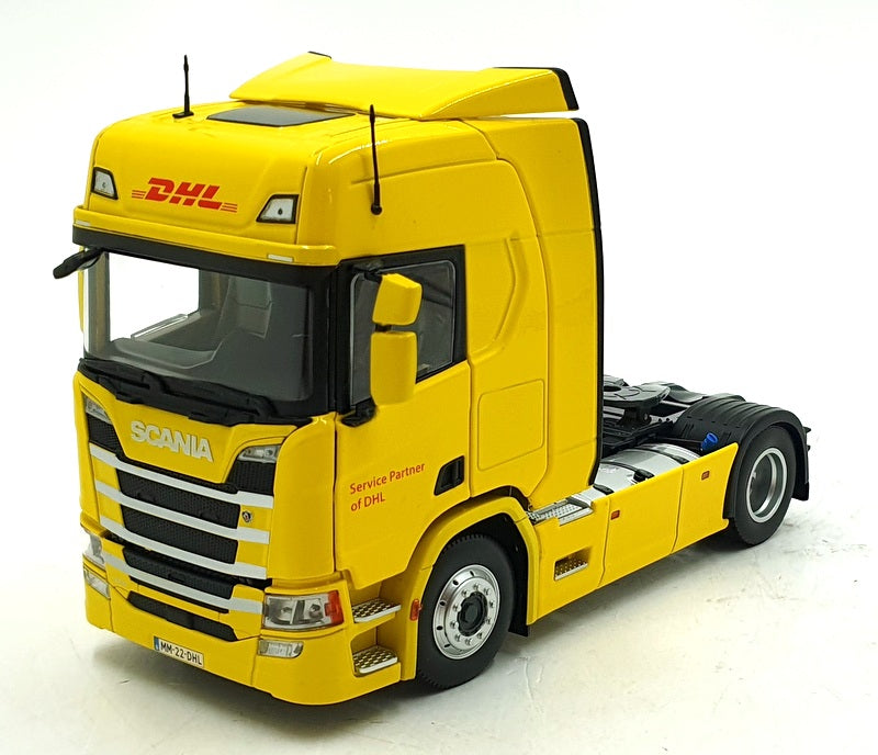 Marge Models 1/32 Scale 2014-04-01 - Scania R500 4x2 Truck DHL Edition - Yellow