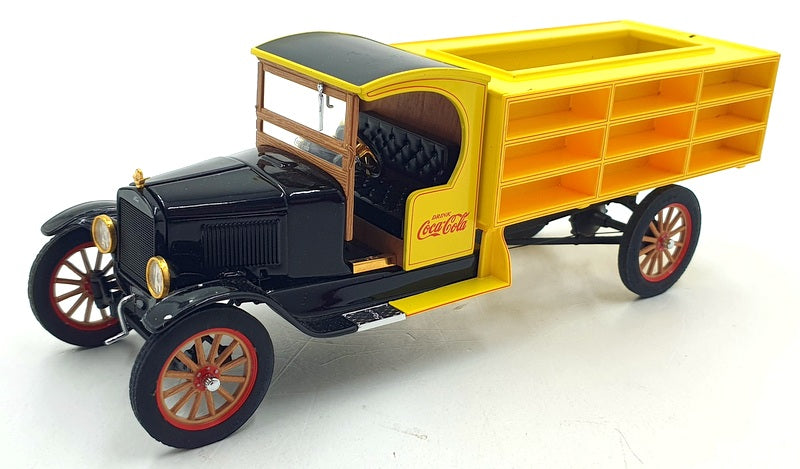 Miniature Danbury Mint 1/24 – Camion Coca-Cola White 1955 – Jaune (réf DMCC1955)
