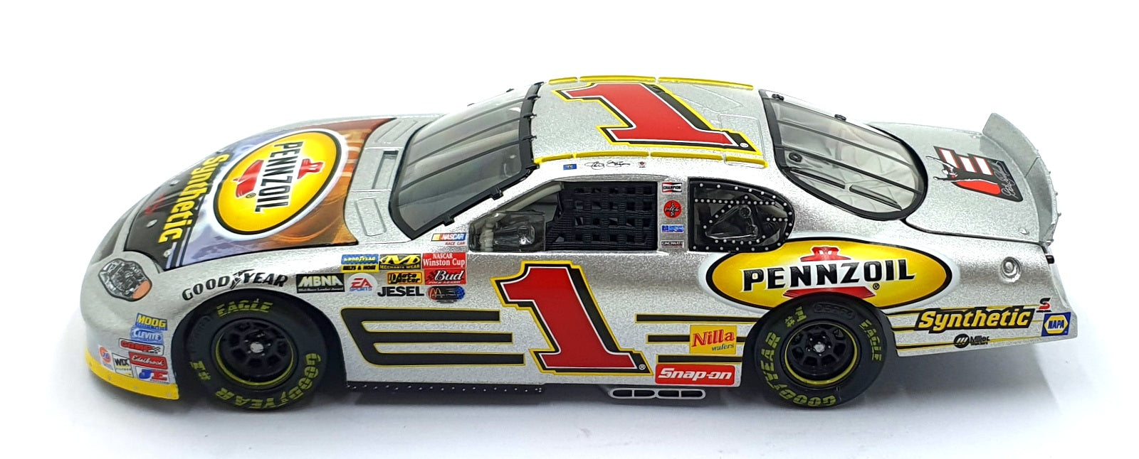 Action 1/24 Scale 104871 - 2003 Chevrolet Monte Carlo #1 NASCAR - Green