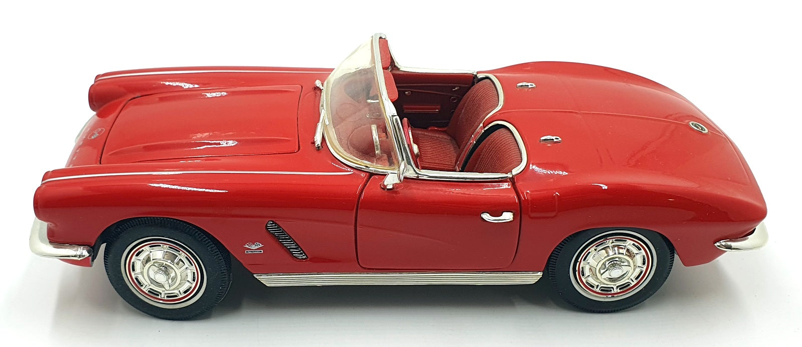 Ertl 1/18 Scale Diecast 16126V - 1962 Chevrolet Corvette - Met Red