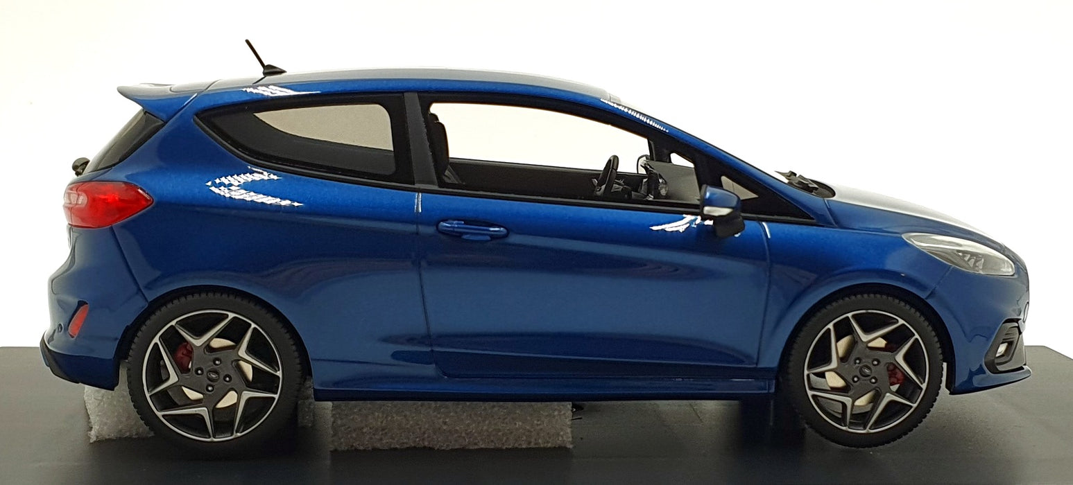 DNA Collectibles 1/18 Scale DNA000092 - Ford Fiesta ST - Met. Blue