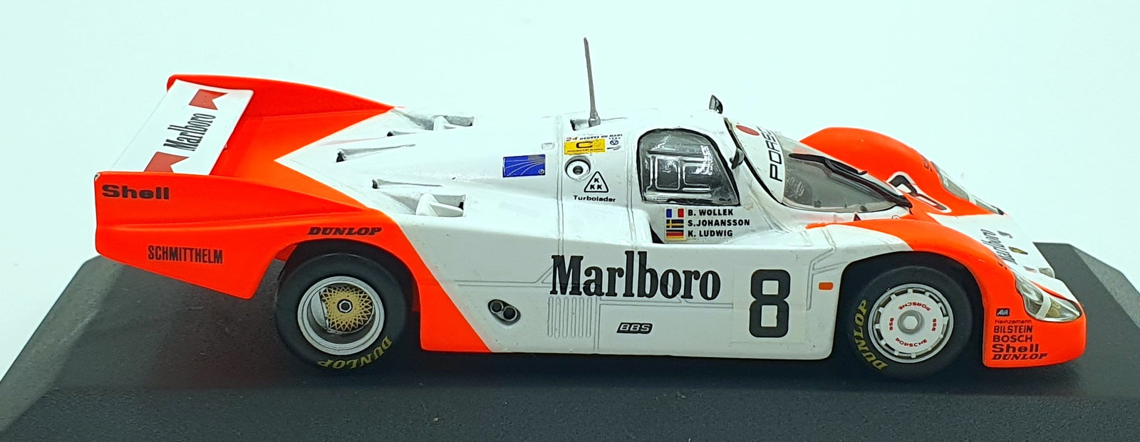 Quartzo 1/43 Scale Diecast Q3055 - Porsche 956 Long Tail - #8 Le Mans 1983