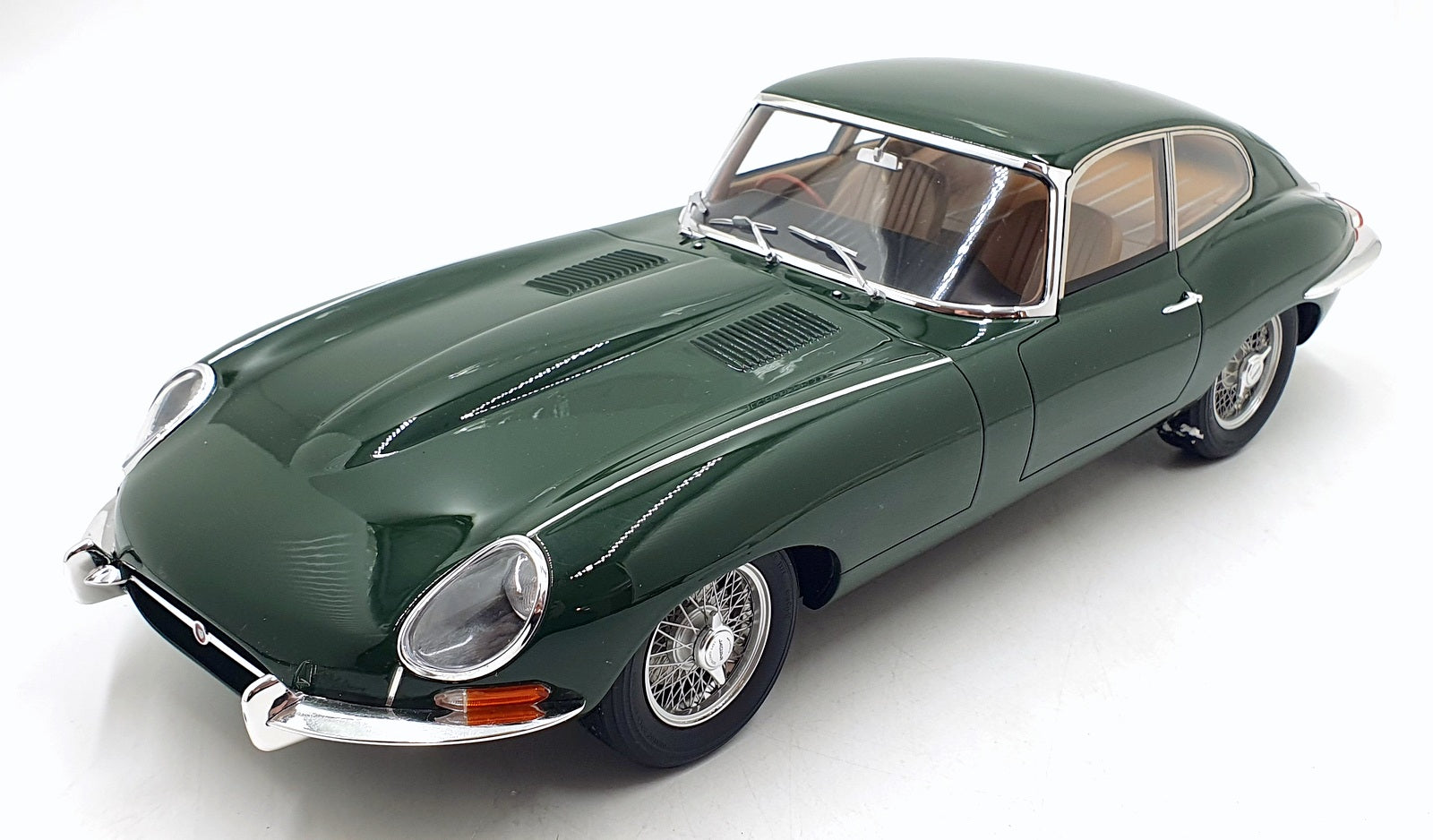 GT Spirit 1/12 Scale Resin ZM050 - Jaguar E-Type Coupe - Green