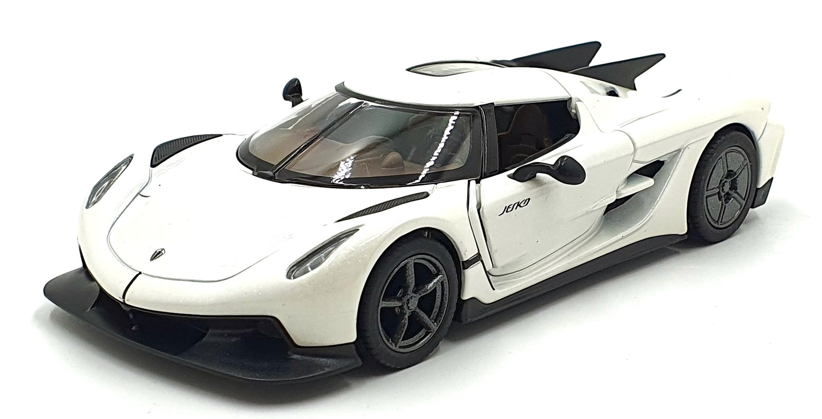 Kinsmart 1/36 Scale Pull Back & Go TY4260 - Koenigsegg Jesko Absolut - Met White