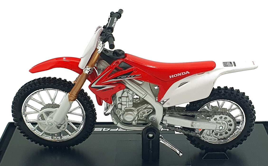 Maisto 1/18 Scale 34007-10021 - Honda CRF45OR Motorbike - Red