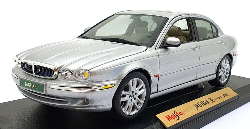 Maisto 1/18 Scale Diecast 31621 - 2001 Jaguar X-Type - Silver
