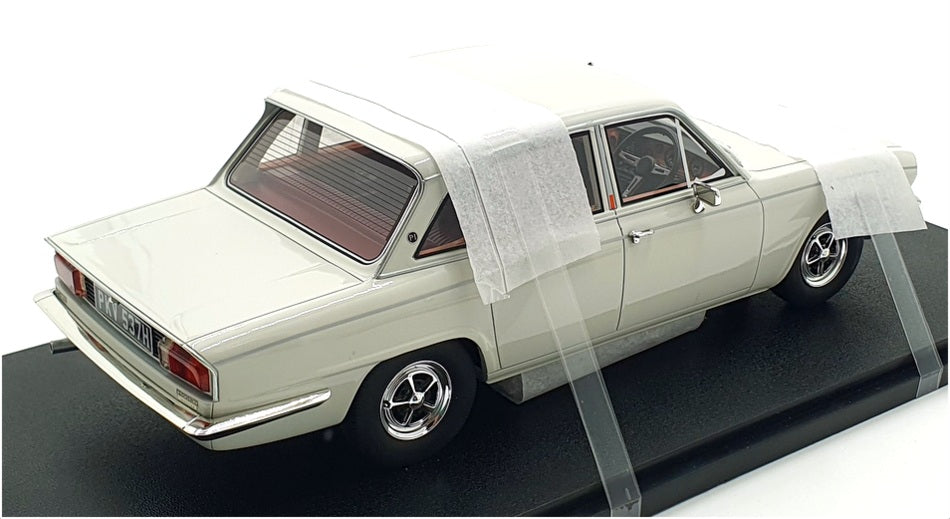 Cult Models 1/18 Scale CML188-1 - 1969-77 Triumph 2500 PI - White