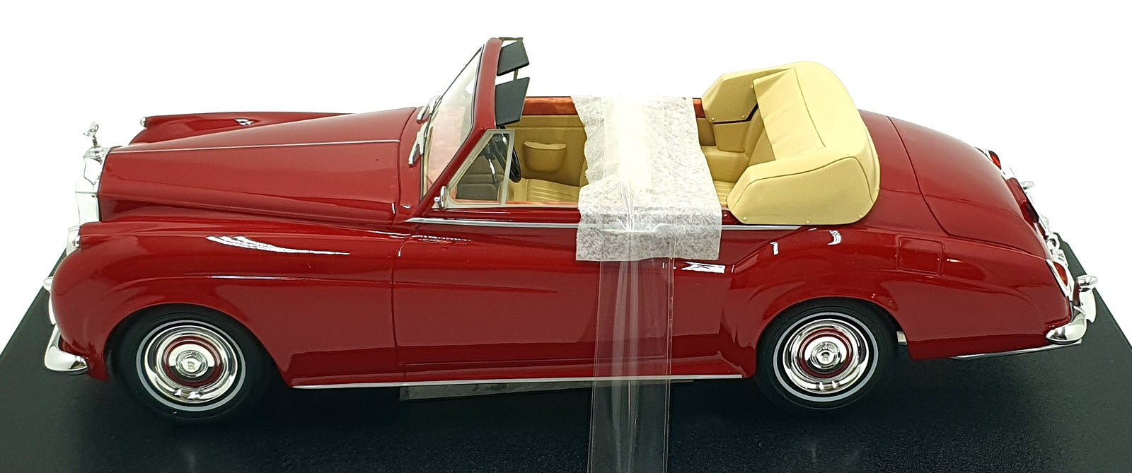 Cult 1/18 Scale Resin CML105-3 1960-62 Rolls Royce Silver Cloud II Drophead Red