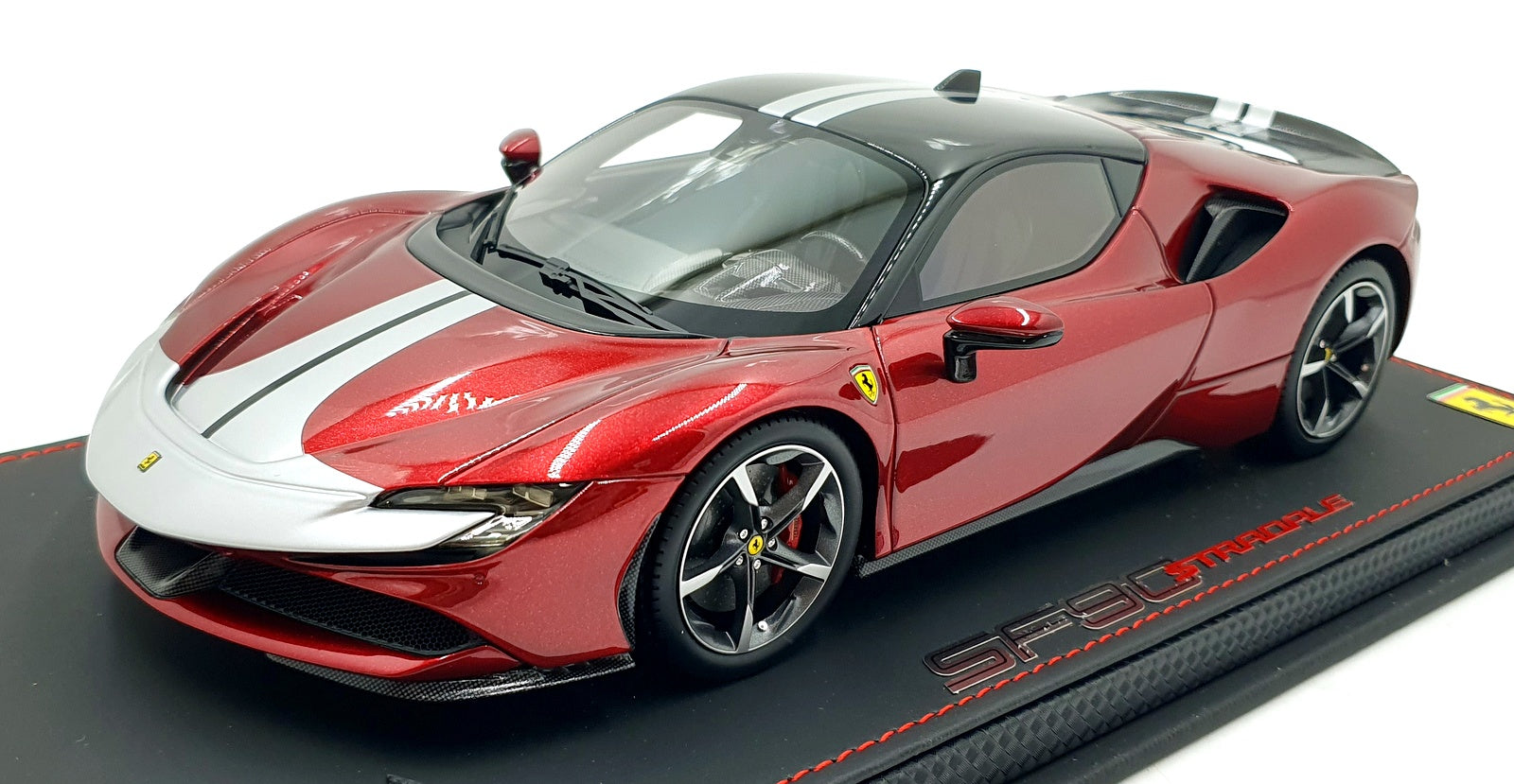 BBR 1/18 Scale P18188B - Ferrari SF90 Stradale Pack Fiorano - Red/Gloss Black