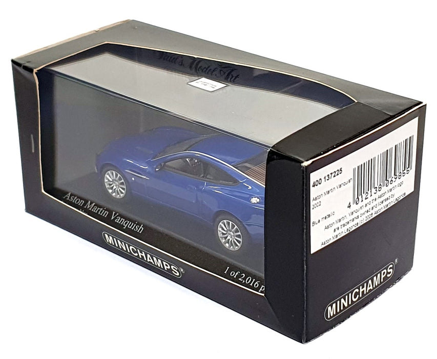 Minichamps 1/43 Scale 400 137225 - 2002 Aston Martin Vanquish - Met. Blue