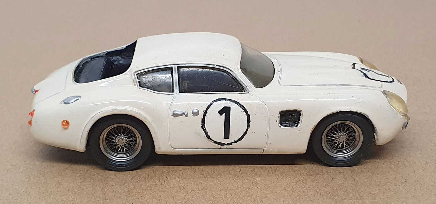 Provence Moulage 1/43 Scale PM81225 - Aston Martin DB4 GT Zagato #1 - Cream