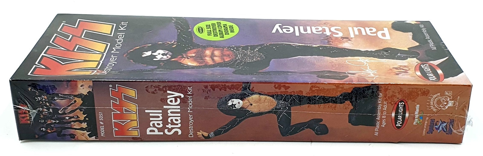 Polar Lights Unbuilt Model Kit 5051 - Kiss Paul Stanley Destroyer With Poster