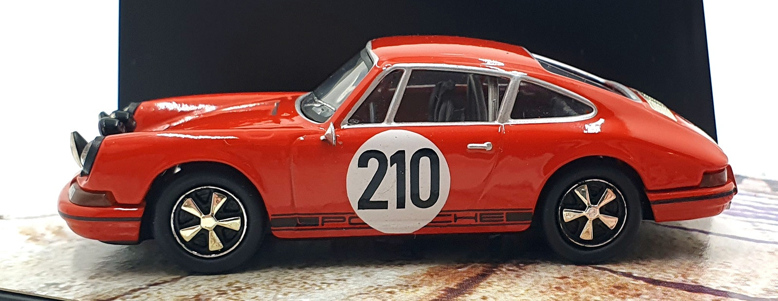 Vitesse 1/43 Scale VMC05 - Porsche 911 T #210 1st MC Rally 1968 - Elford/Stone