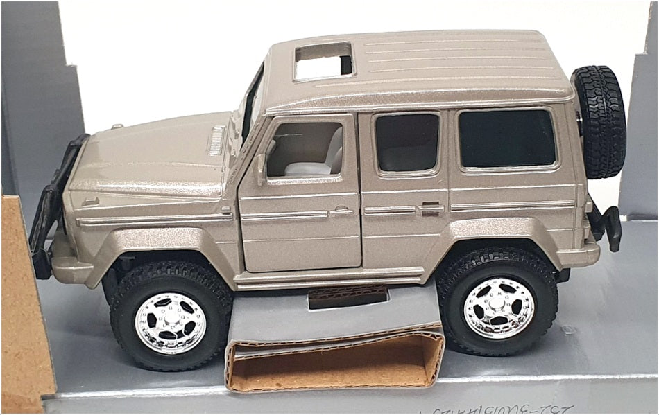 NewRay 1/32 Scale Super Friction 44323 - Mercedes Benz 300GD - Met Grey