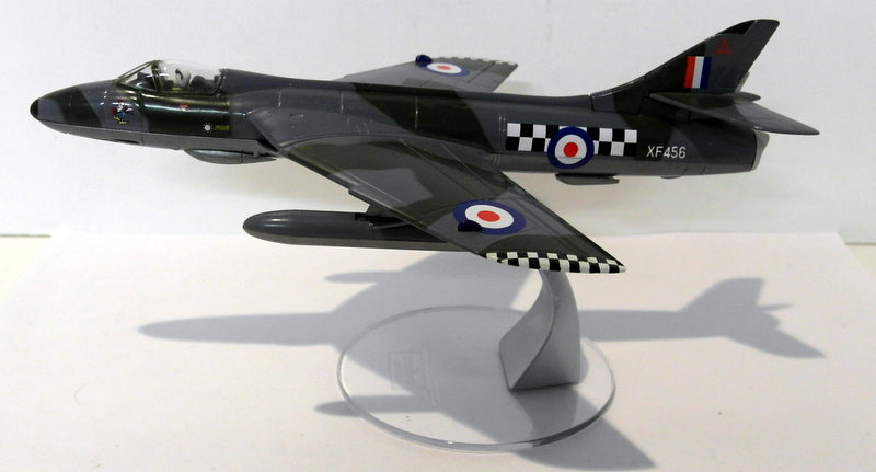 Corgi 1/72 AA32704 Hawker Hunter 43Sqn RAF Leuchars Fighting Cocks