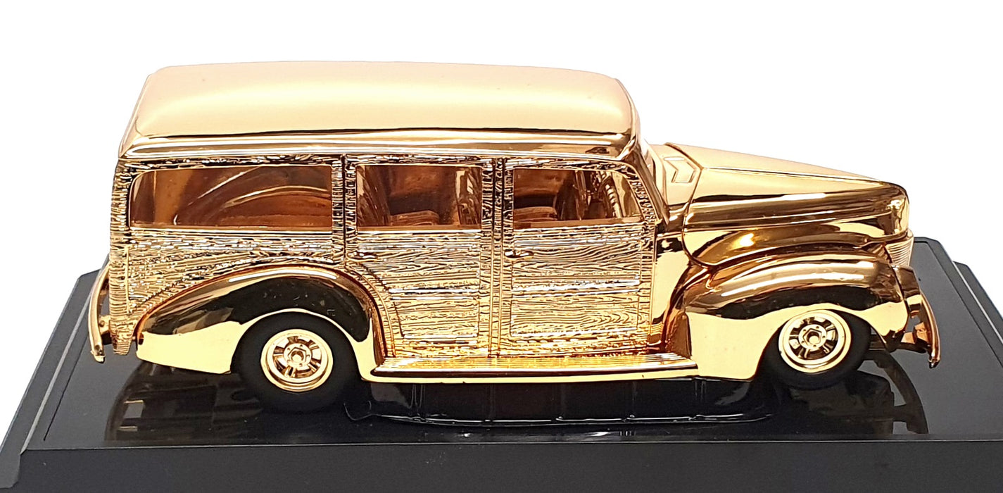 Racing Champions 1/24 Scale 07924 - 1940 Ford Woody Hot Rod - 24k Gold Plated
