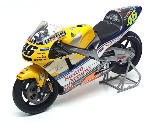 Minichamps 1/12 Scale 122 016146 - Honda NSR 500 V. Rossi 500cc GP 2001