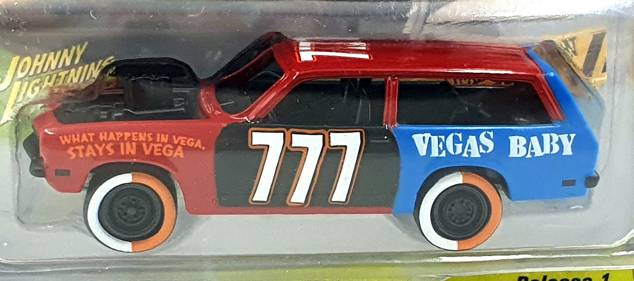 Johnny Lightning 1/64 Scale JLSF013 - 1972 Chevrolet Vega Wagon #777 Vegas Baby