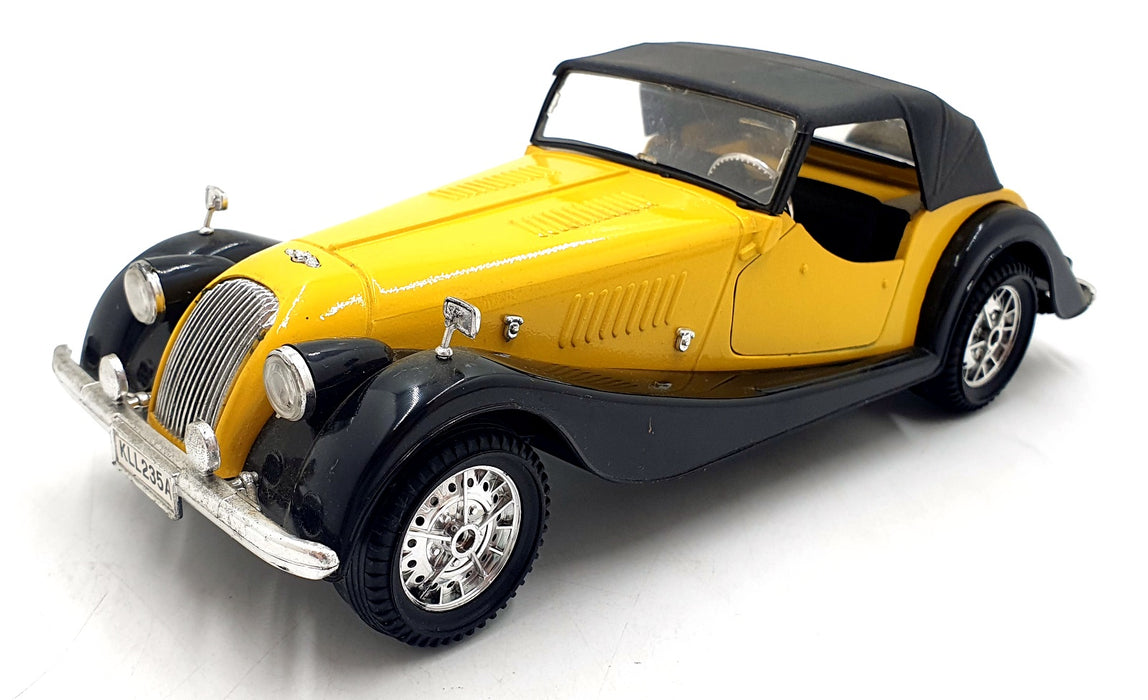 Polistil 1/16 Scale Diecast 22426M - Morgan Plus 8 - Yellow/Black