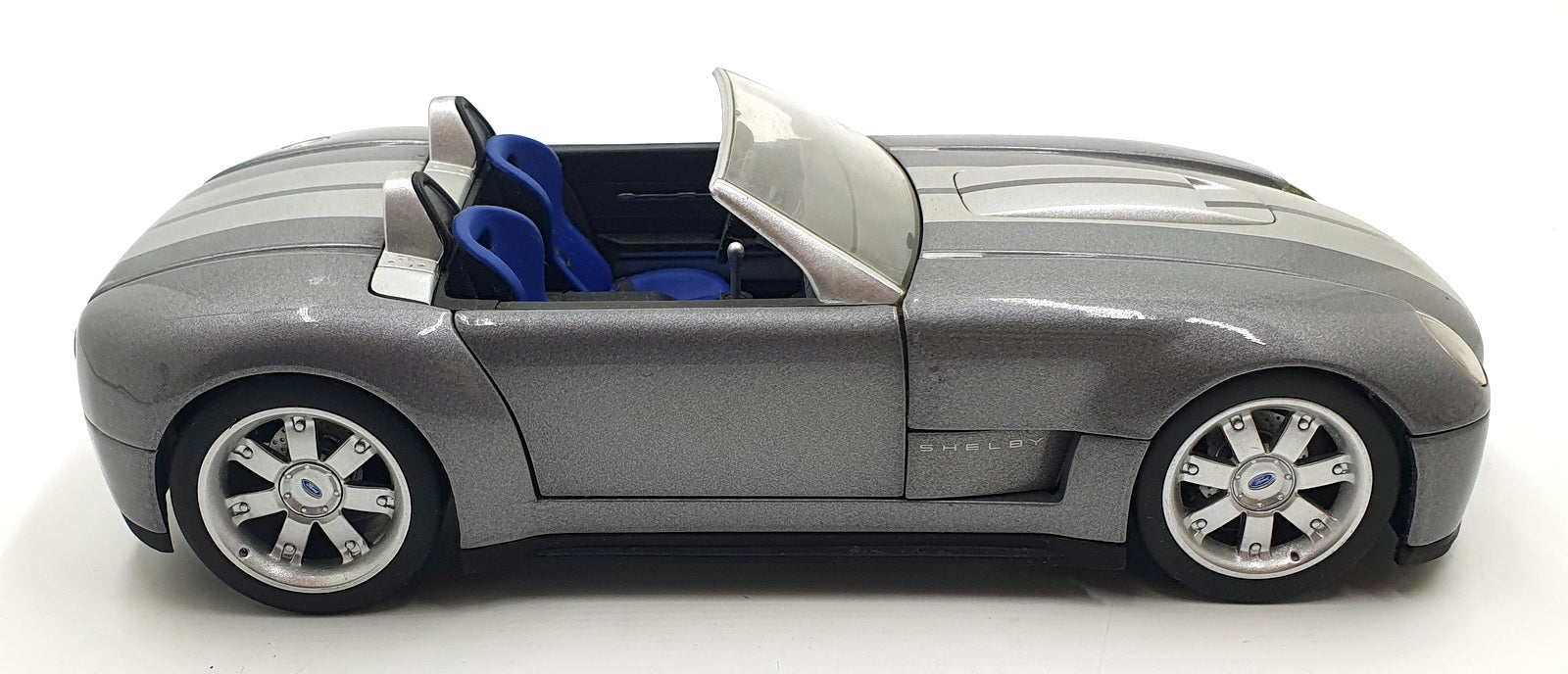 Hot Wheels 1/18 Scale Diecast 16126U - Ford Shelby Cobra Concept - Met Grey