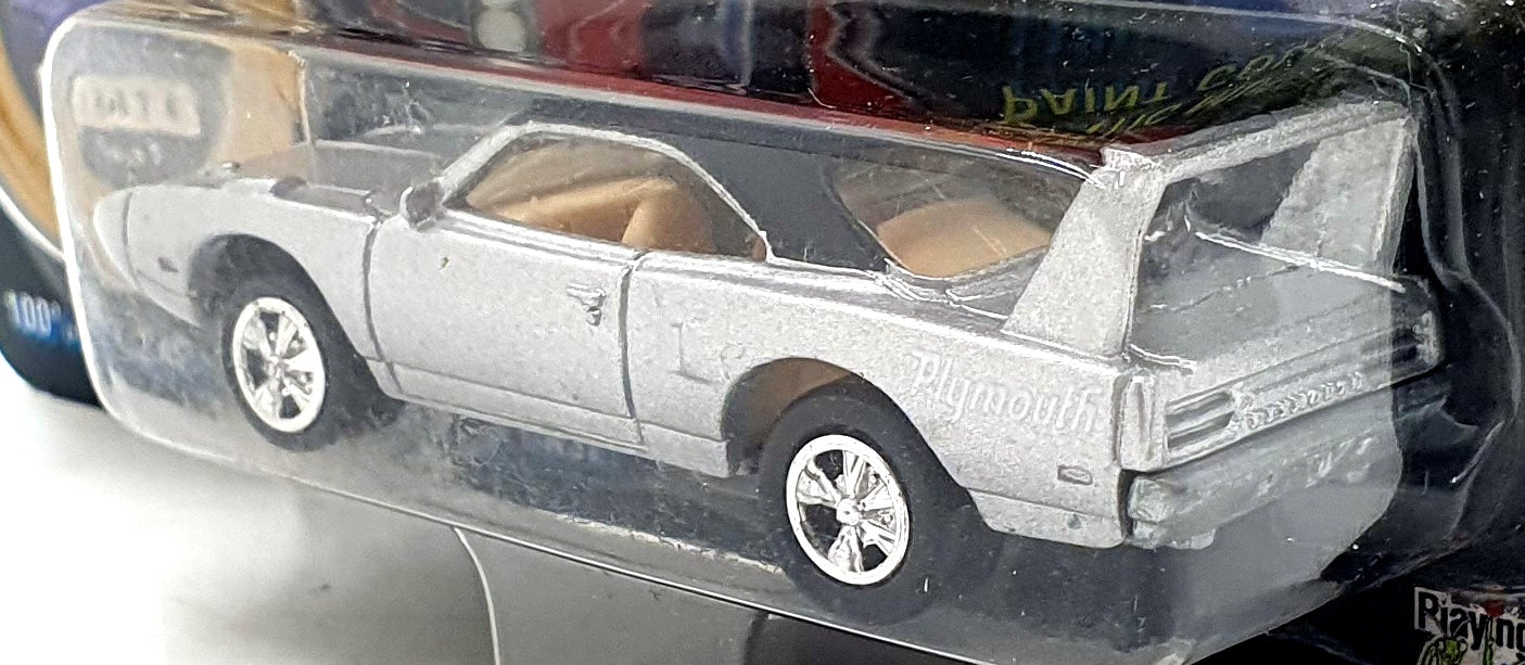 Johnny Lightning 1/64 Scale 200-130 Muscle Cars 1970 Plymouth Superbird - Silver