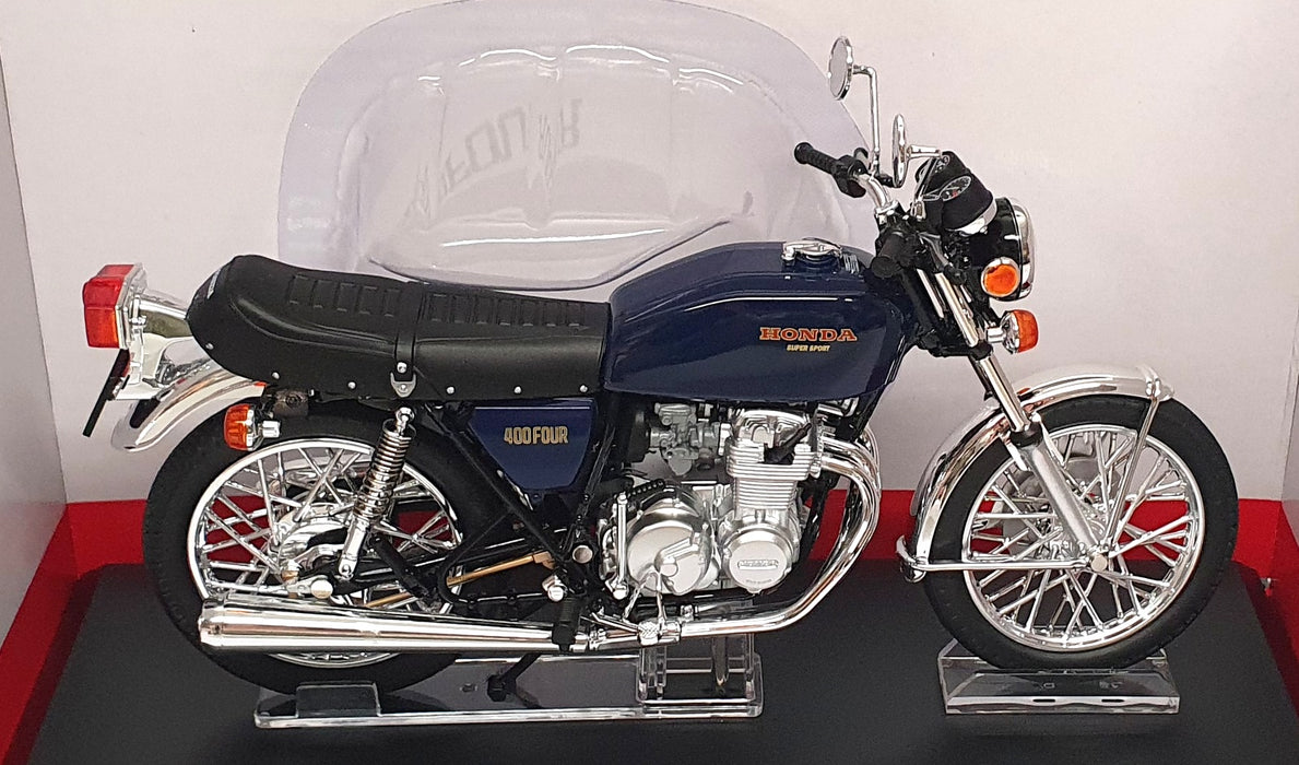 Aoshima 1/12 Scale 11175-4200 - Honda CB400Four Motorcycle - Met. Blue
