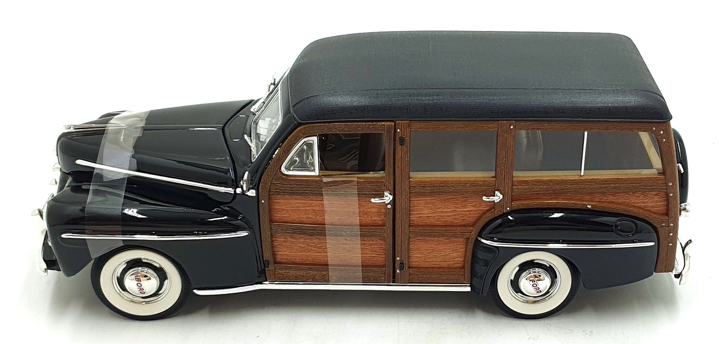 Signature Models 1/18 Scale 2860 - 1948 Ford Woody - Black