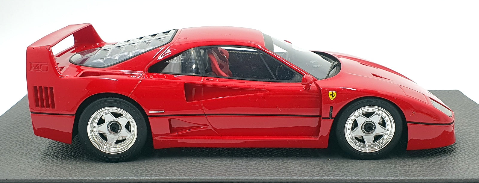 Top Marques 1/18 Scale TOP098A - Ferrari F40 - Red