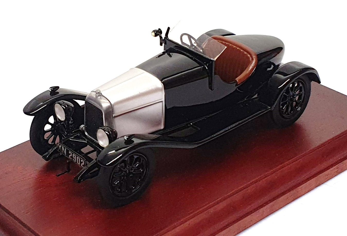 1/32 Scale Model Cars