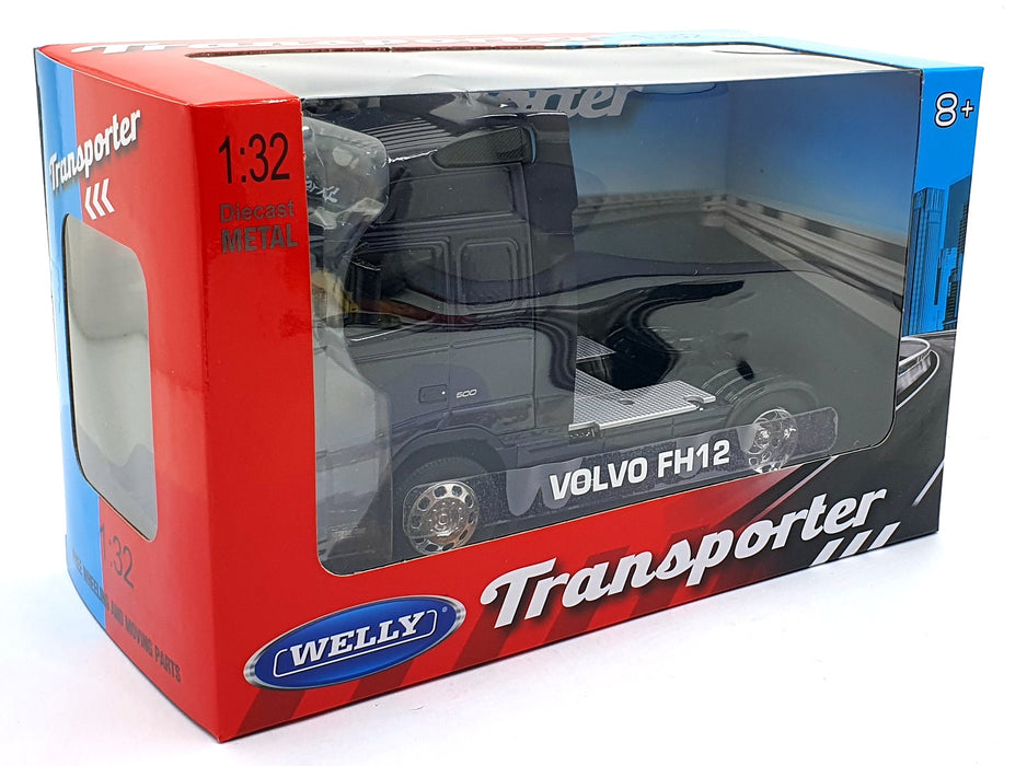 Welly 1/32 Scale 32630W - Volvo FH12 Transporter - Black