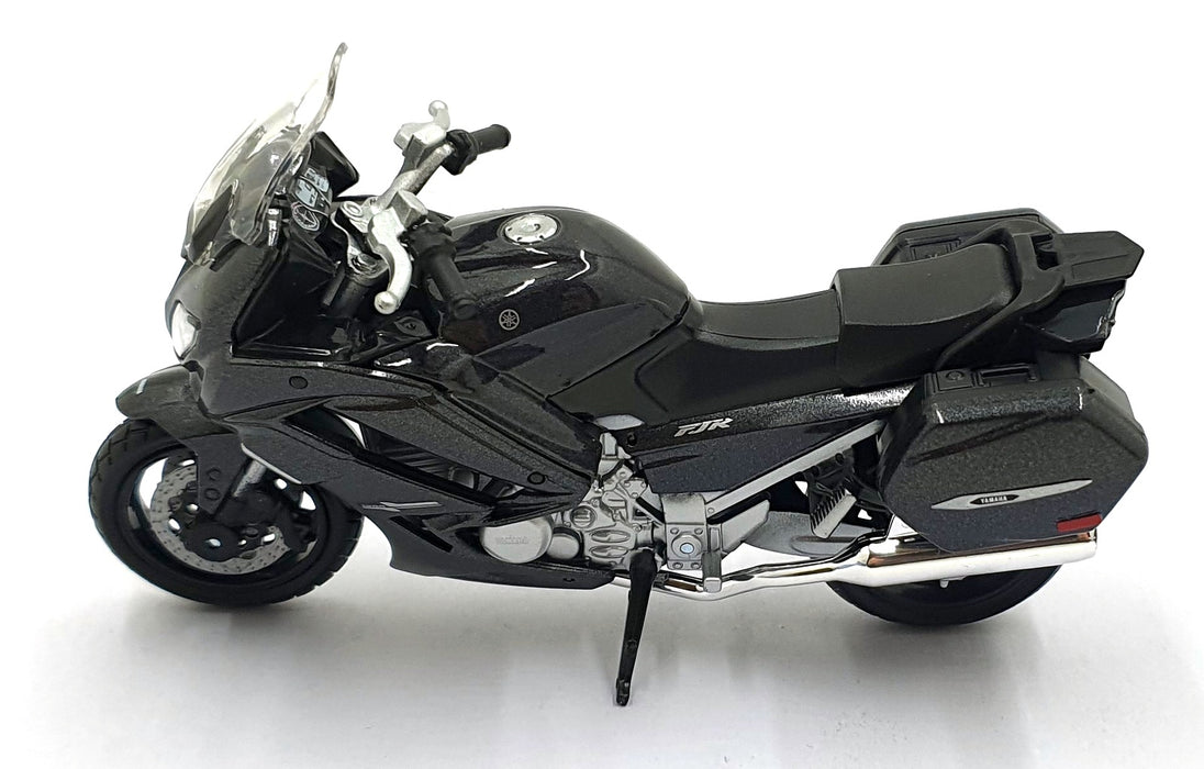 Burago Models 1/18 Scale 18-51085 - Yamaha FJR 1300 AS Motorbike - Black