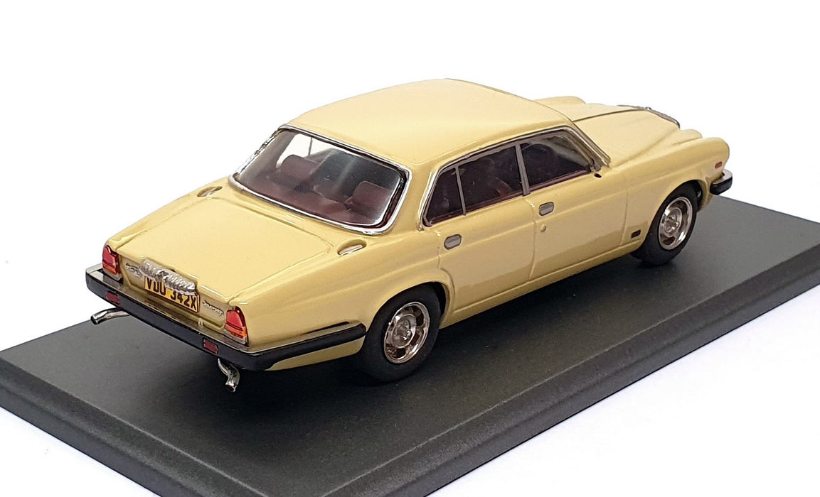 SMTS 1/43 Scale VDU 342X - 1981 Daimler Sovereign Arthur Daley Minder - P. Beige